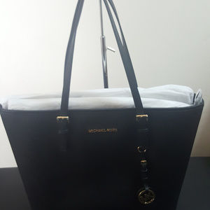 MICHAEL Michael Kors Jet Set Travel Top Zip Tote